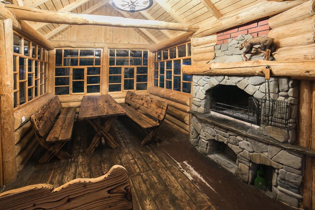 Bozhena Hotel Mykulychyn Eksteriør billede